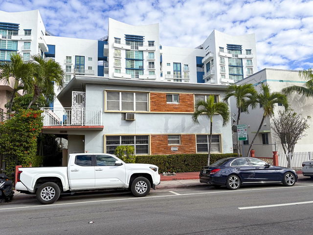 Odessa Condo photo 2